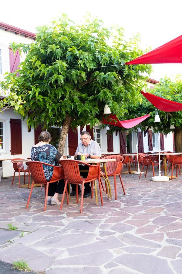 Hotel Juantorena Saint-Etienne-de-Baigorry Eksteriør billede