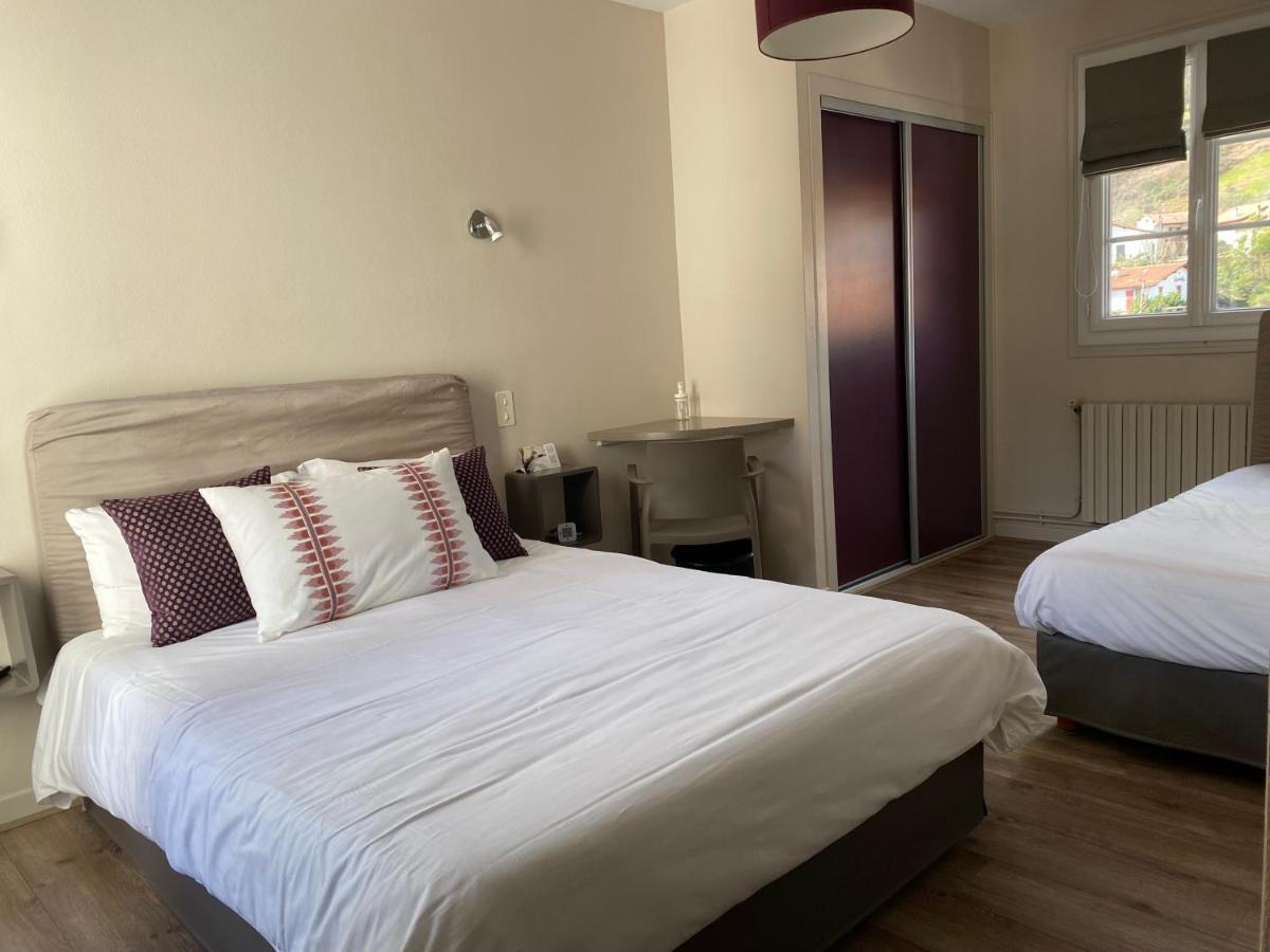 Hotel Juantorena Saint-Etienne-de-Baigorry Eksteriør billede
