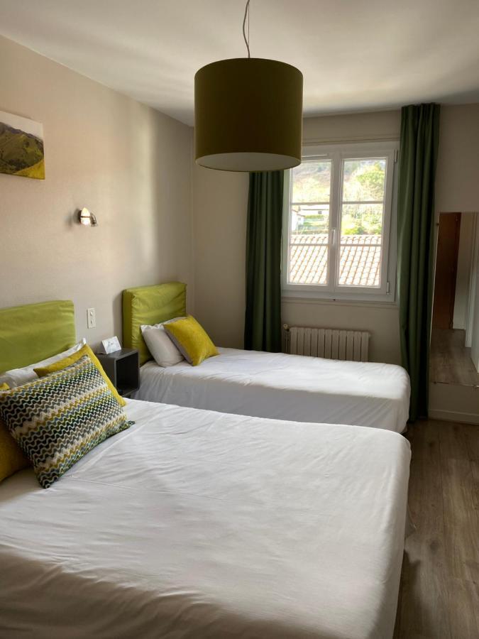Hotel Juantorena Saint-Etienne-de-Baigorry Eksteriør billede