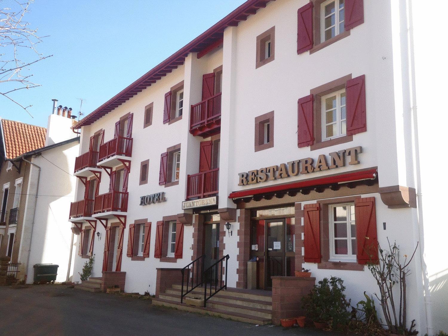 Hotel Juantorena Saint-Etienne-de-Baigorry Eksteriør billede